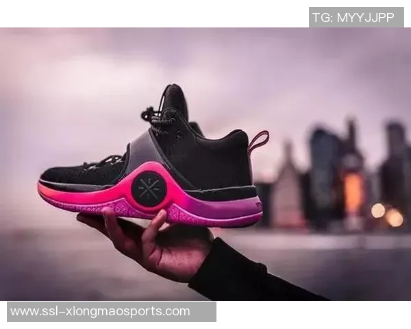 韦德篮球鞋李宁品牌合作新篇章引领篮球鞋市场潮流与创新